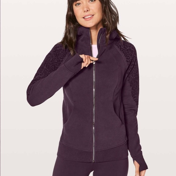 lululemon athletica Sweaters - 🆕🧲Lululemon|Scuba Hoodie Floral Flock 🖤Cherry